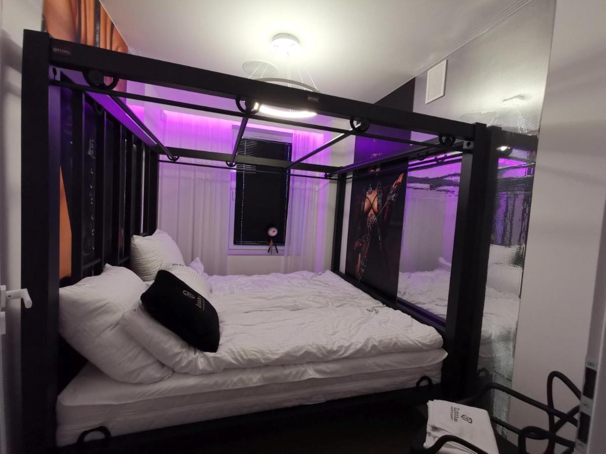 Bdsm Apartament Czestochowa Luxxx - Adults Only - Tylko Dla Doroslych Exterior foto